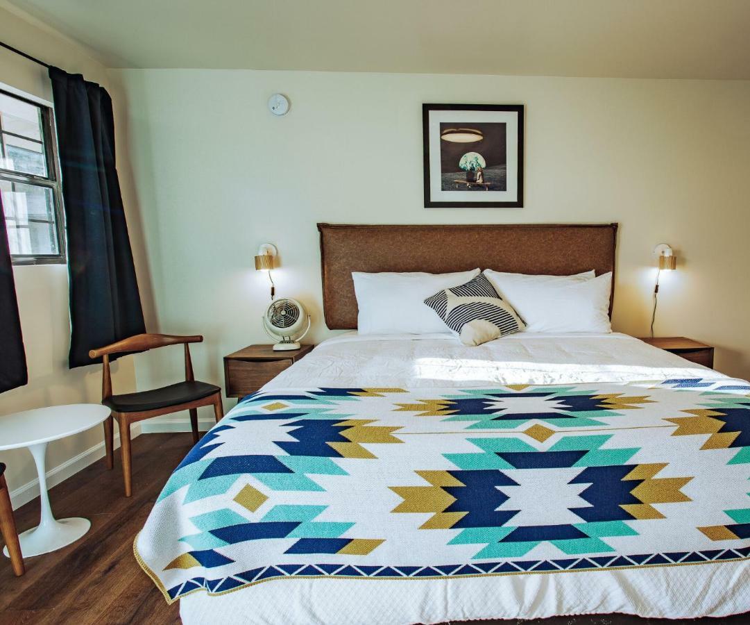 Stonewall Motor Lodge Extérieur photo